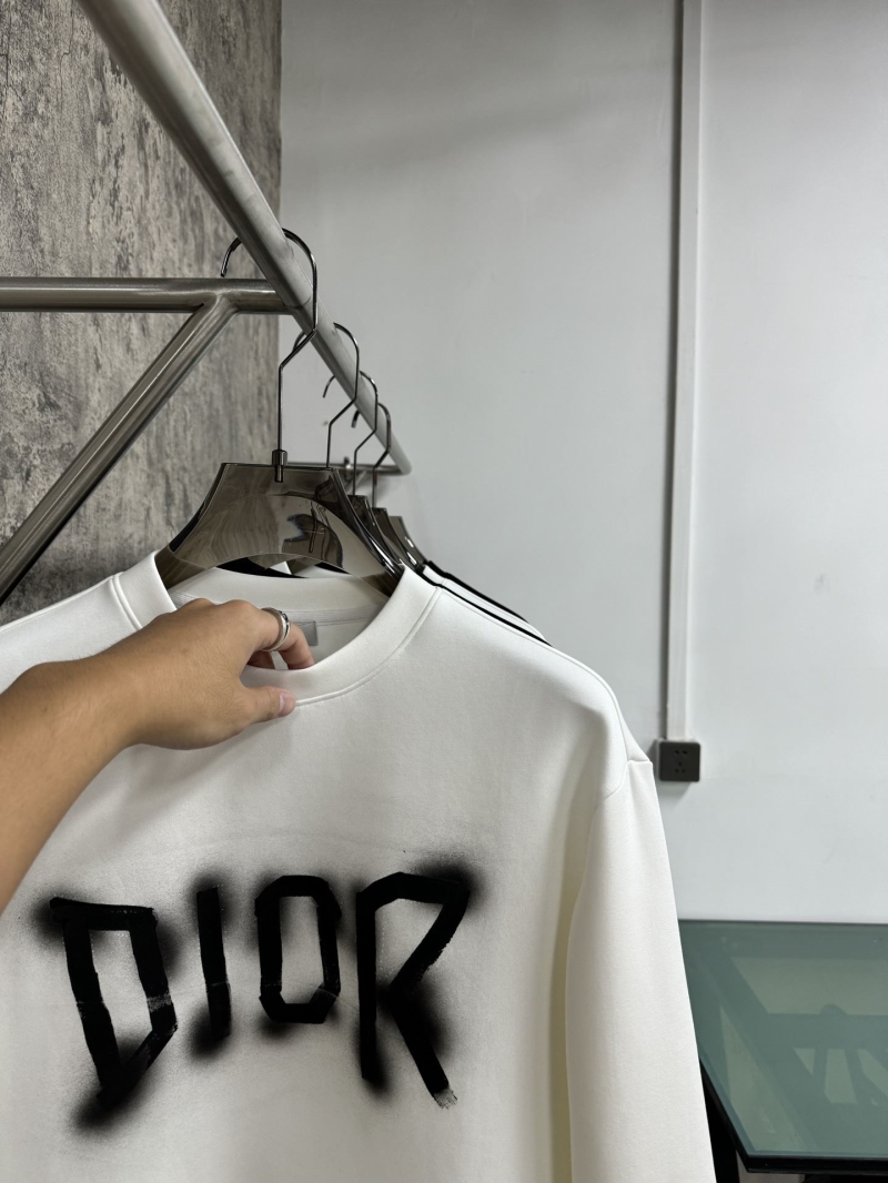 chr1st1an D10r t-shirts